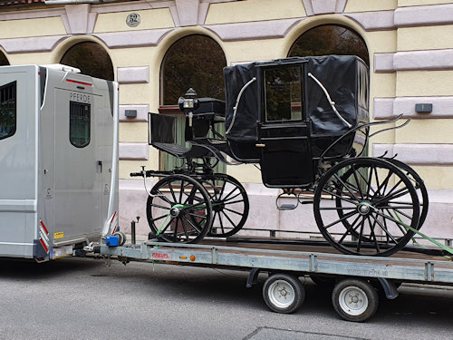 A 1900s carriage