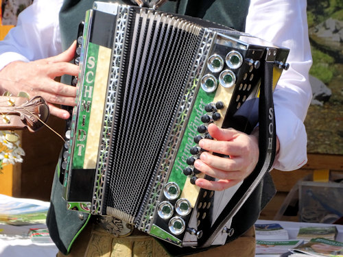 An accordian