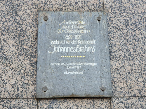Brahms plaque at Linke Bahngasse