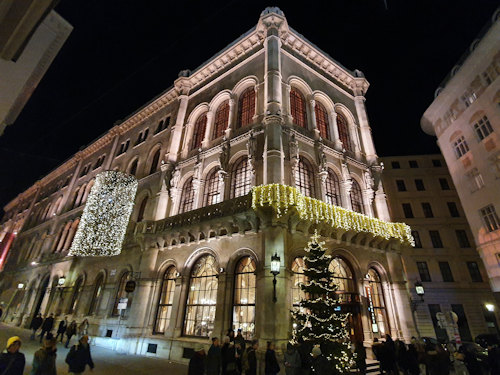 Cafe Central at Christmas