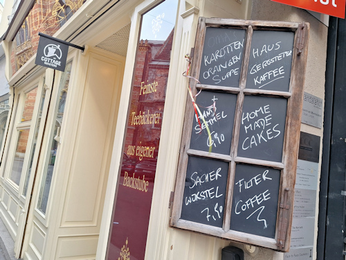 Coffee and cake board