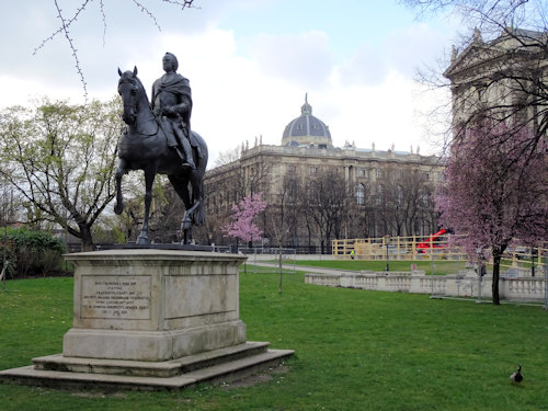 Statue of Franz I