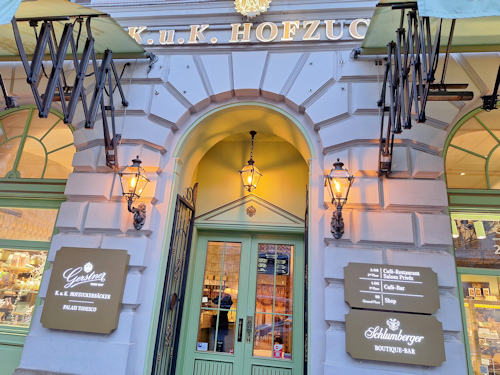 Entrance to a café-Konditorei