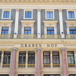 Grabenhof facade