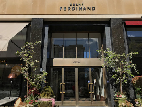 Entrance to the Grand Ferdinand hotel