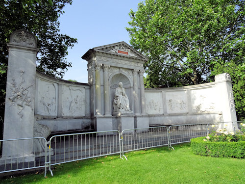 Grillparzer monument