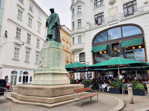 The Gutenberg Monument