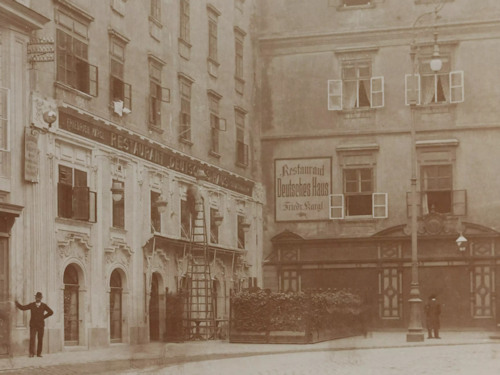 Stephansplatz 4 back in the early 1900s