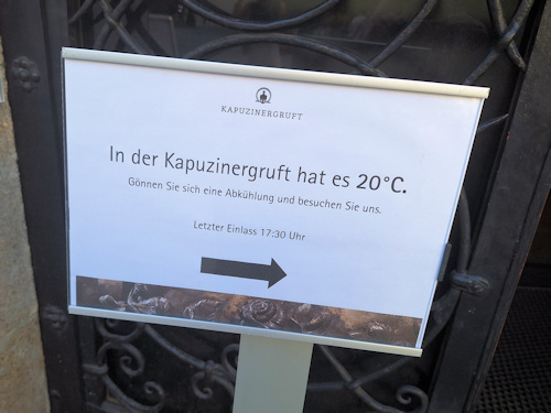 Sign indicating the way to a cool crypt