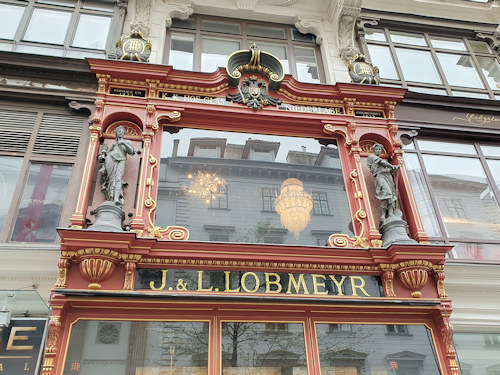 Front of the Lobmeyr store