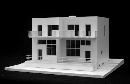 A loos housing model
