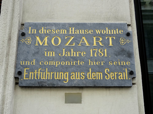 Plaque on Milchgasse