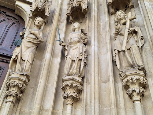 Gothic religious stone statues