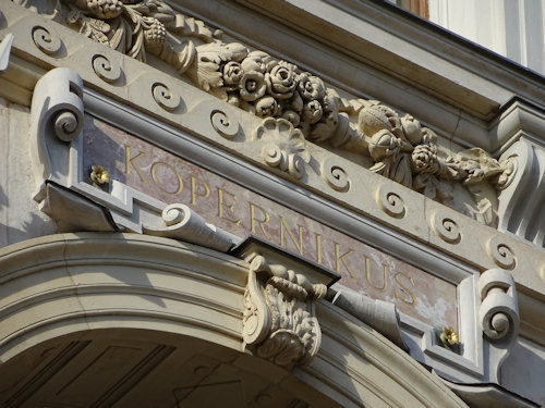 Copernicus reliefs on the Natural History Museum