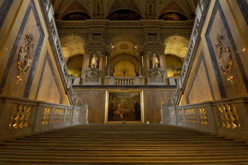 Inside the Naturhistorisches Museum