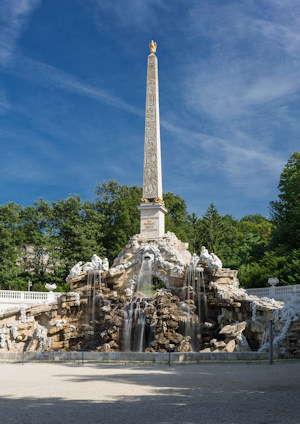 Obelisk and grotto