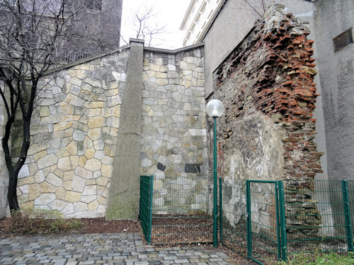 Renaissance city wall