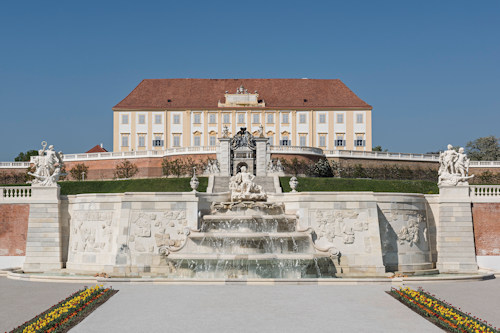 Schloss Hof fountain