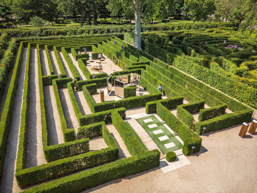 Schönbrunn Palace maze and labyrinth © Schloss Schönbrunn Kultur und Betriebsges.m.b.H., Severin Wurnig