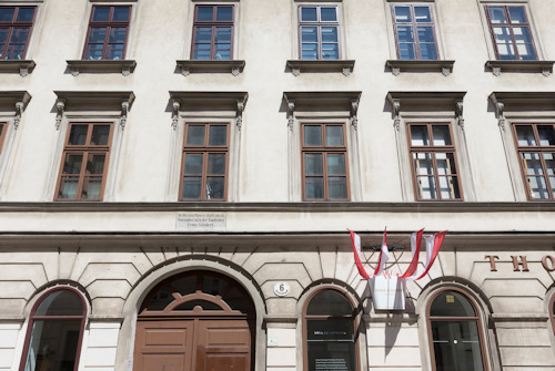 Front view of Schubert's final residence