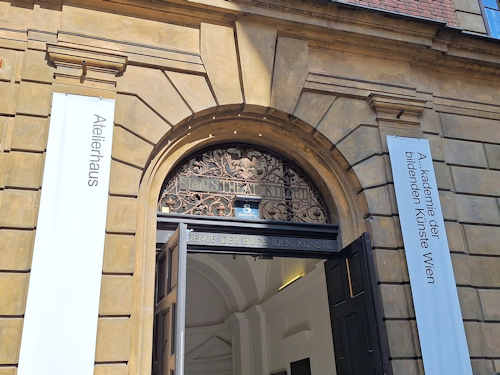 Entrance portal to the Atelierhaus der Akademie der bildenden Künste Wien