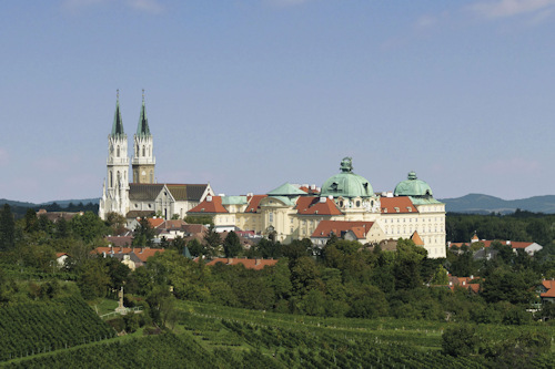 Stift Klosterneuburg and surrounding landscape