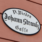 Strauss street sign
