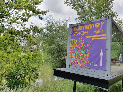 Summerstage sign