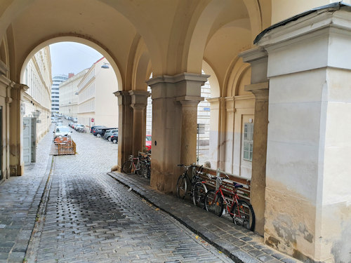 Traungasse arches