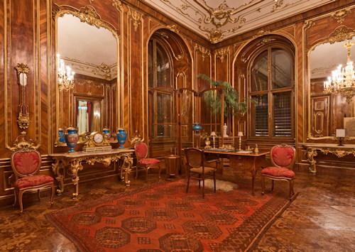 The walnut room in Schönbrunn Palace