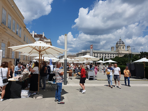 View across the WAMP market